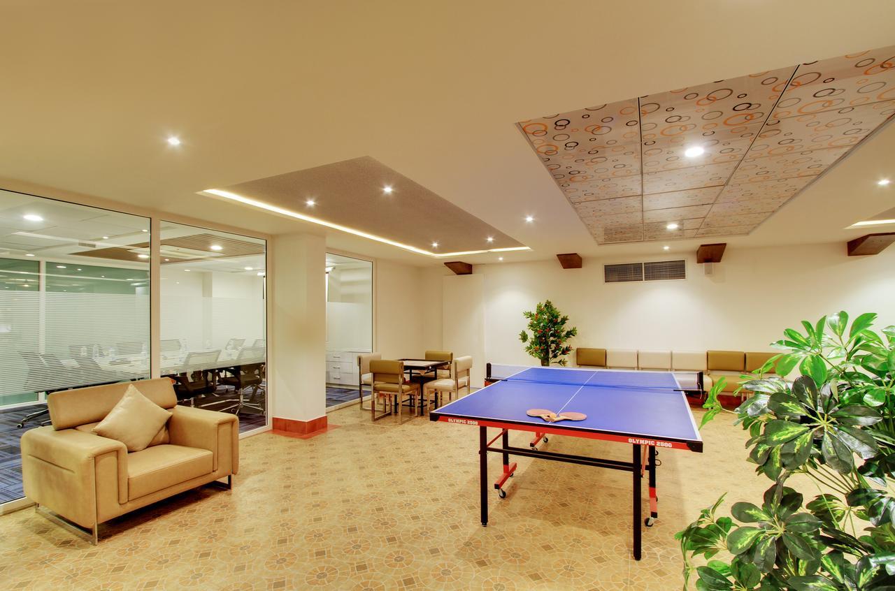 White Castle Boutique Apartment Hotel Bangalore Exterior foto